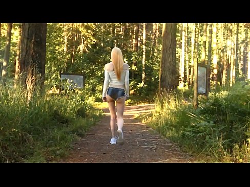 ❤️ Lijepa žena se kreće polako, ne goli video ️❌ Jebanje na bs.flvporn.ru ﹏